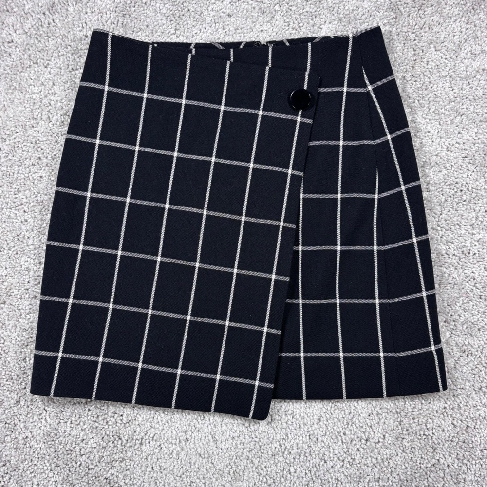 LOFT Black White Windowpane Plaid Wrap Front Mini Skirt Size‎ 0 Mens Womens